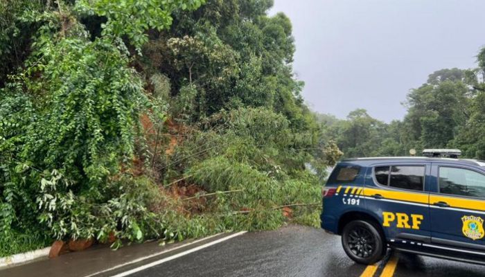 Atualizações sobre a interdição e deslizamentos da BR-277 na Serra da Esperança